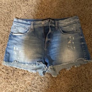 Express distressed shorts